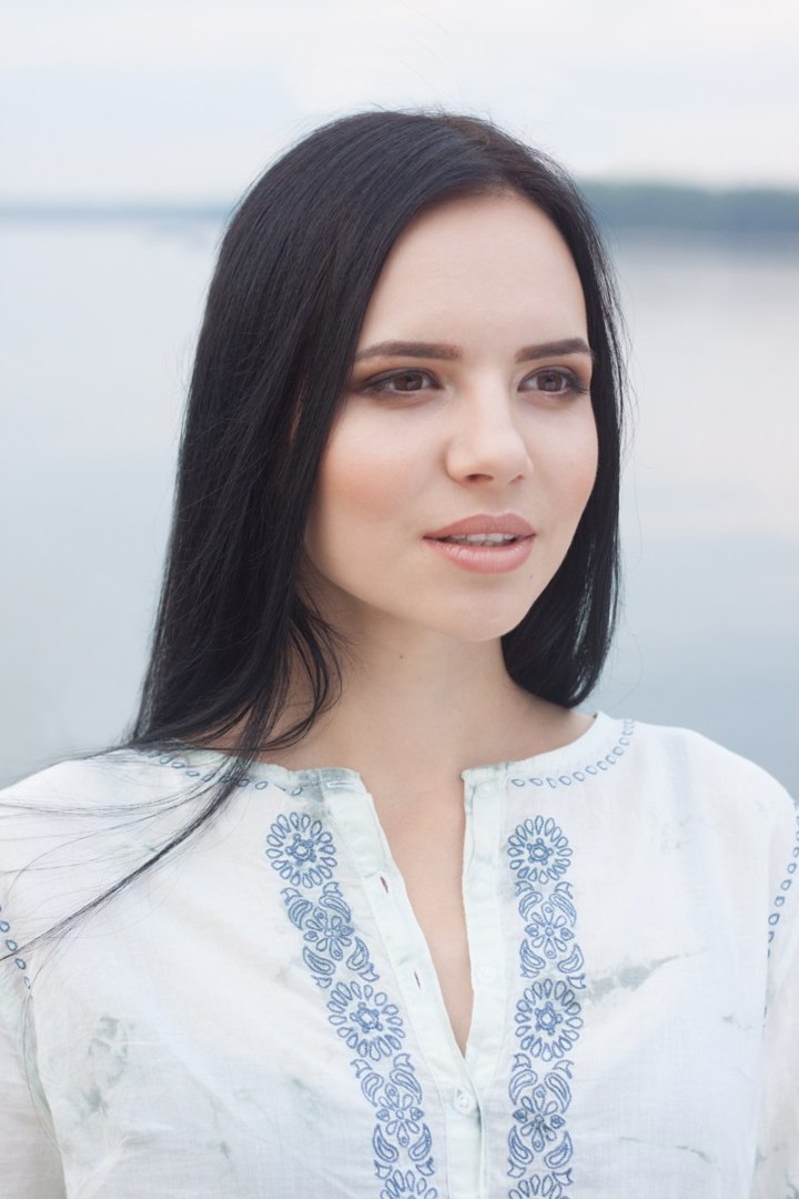 Карина Наумова